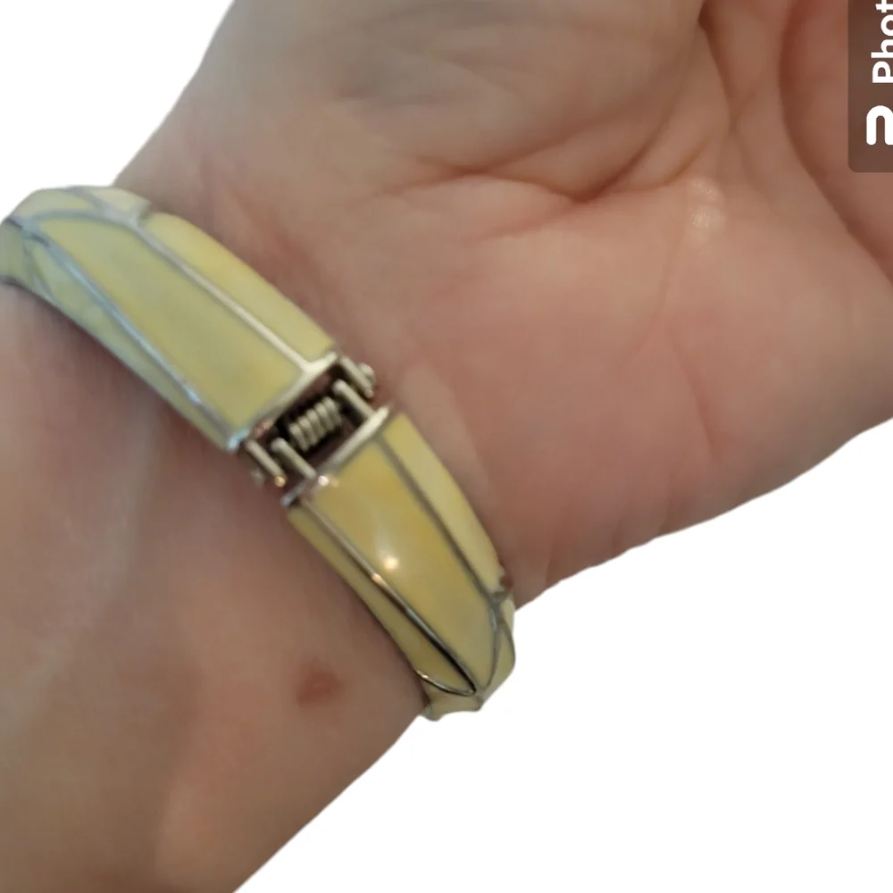 Vintage Enameled Hinged Bracelet